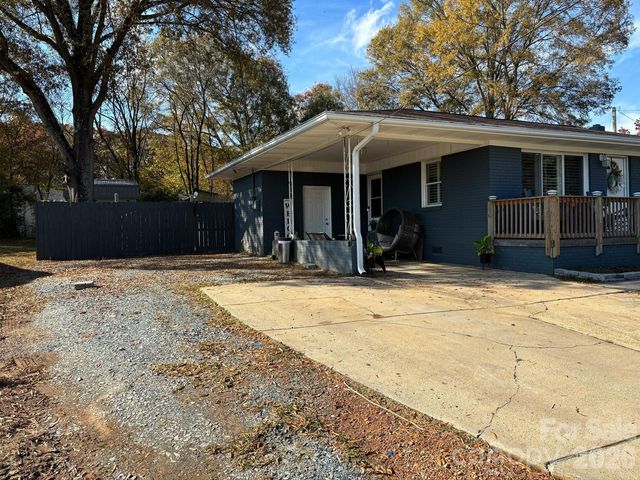 528 Waddell Drive, Albemarle, NC 28001