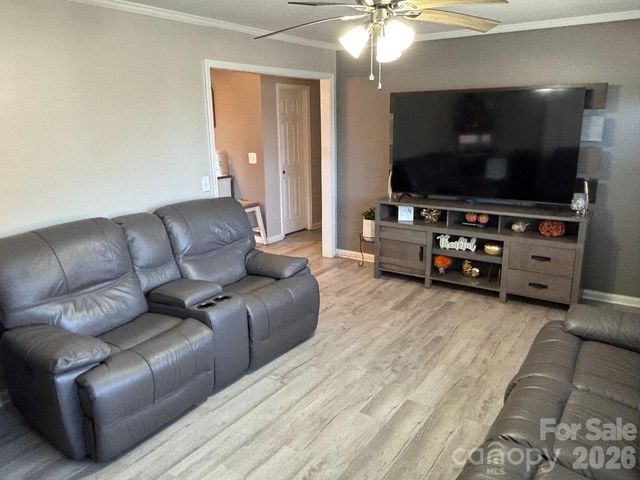 528 Waddell Drive, Albemarle, NC 28001