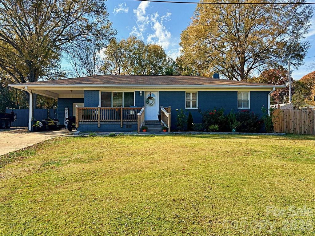 528 Waddell Drive, Albemarle, NC 28001