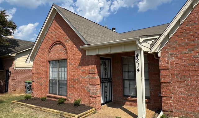 4214 MEADOW VALLEY DR E, Memphis, TN 38141