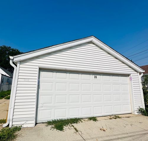 35 46th Avenue, Bellwood, IL 60104