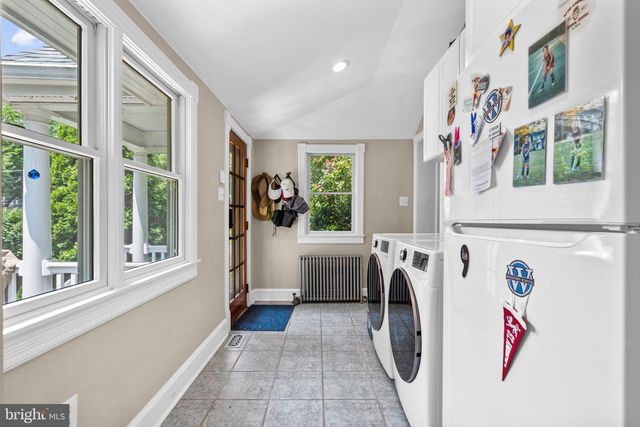 214 WESTMONT AVE, Haddonfield, NJ 08033