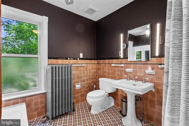 214 WESTMONT AVE, Haddonfield, NJ 08033