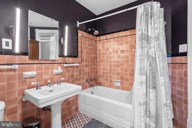 214 WESTMONT AVE, Haddonfield, NJ 08033