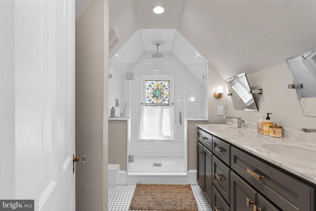 214 WESTMONT AVE, Haddonfield, NJ 08033