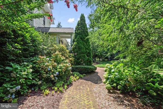214 WESTMONT AVE, Haddonfield, NJ 08033