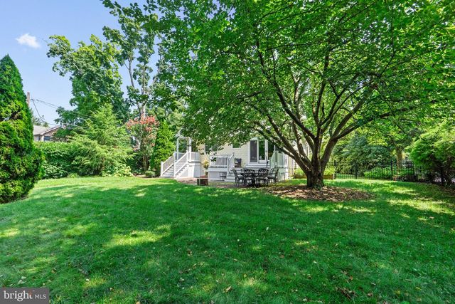 214 WESTMONT AVE, Haddonfield, NJ 08033
