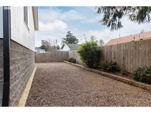 6269 Sw JETTY Ave, Lincoln City, OR 97367