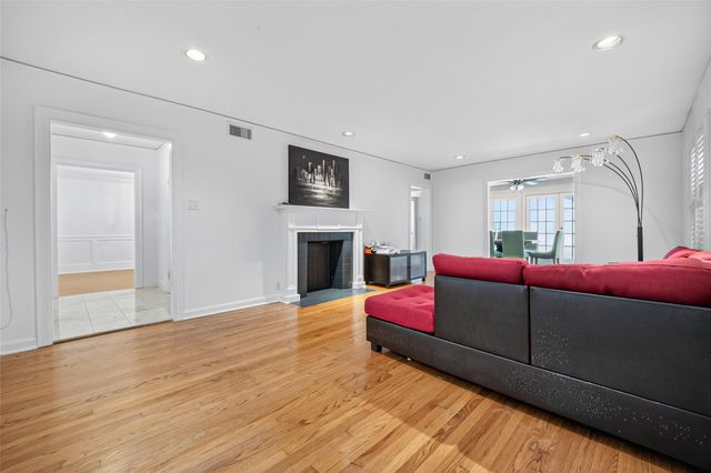 2127 Milford Street, Houston, TX 77098