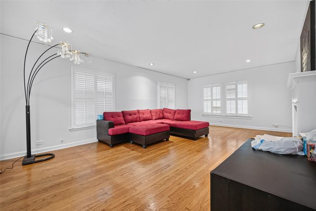 2127 Milford Street, Houston, TX 77098
