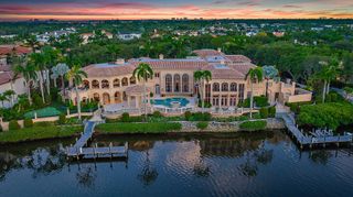 209 Commodore Drive, Jupiter, FL 33477