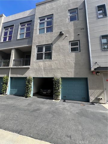 204 N Spurgeon, Santa Ana, CA 92701