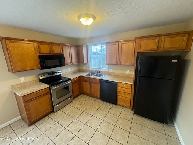 79 Appletree Way, Shelbyville, KY 40065