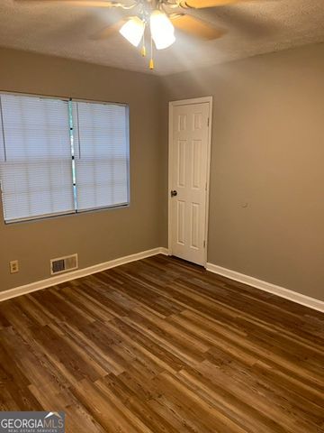 140 Hunters Lane C, Fayetteville, GA 30215