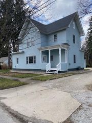 116 Kingsbury Avenue, La Porte, IN 46350