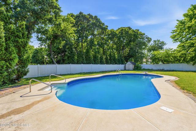 1734 New Hampshire Avenue, Toms River, NJ 08755