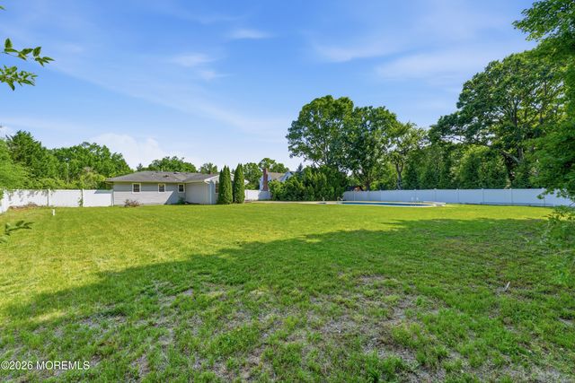 1734 New Hampshire Avenue, Toms River, NJ 08755