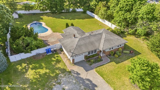 1734 New Hampshire Avenue, Toms River, NJ 08755