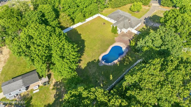1734 New Hampshire Avenue, Toms River, NJ 08755