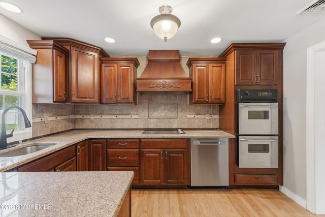 1734 New Hampshire Avenue, Toms River, NJ 08755