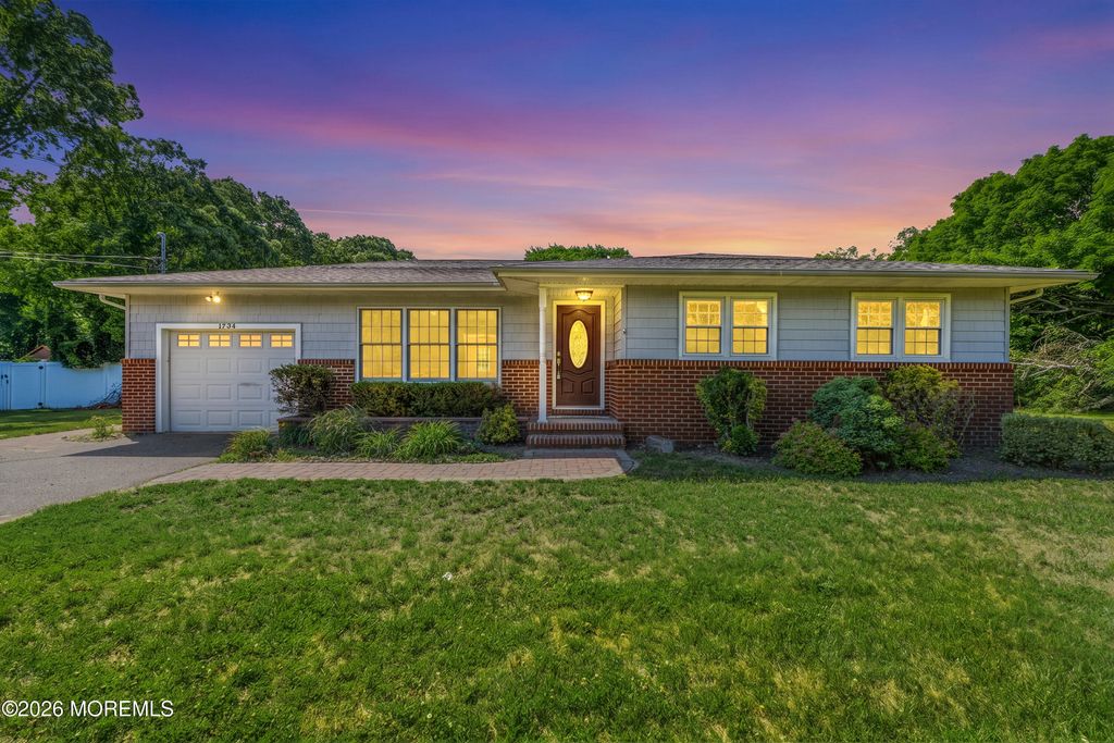 1734 New Hampshire Avenue, Toms River, NJ 08755