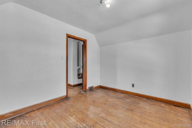 13991 Whitcomb Street, Detroit, MI 48227