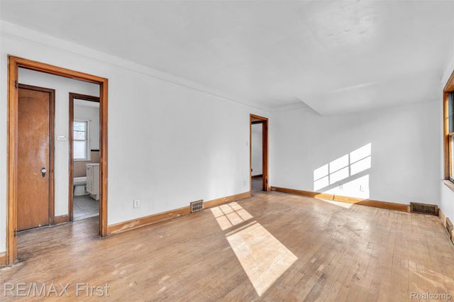 13991 Whitcomb Street, Detroit, MI 48227