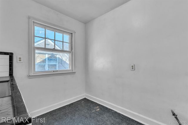 13991 Whitcomb Street, Detroit, MI 48227