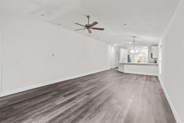 886 NE Whistling Duck Way, Port St Lucie, FL 34983