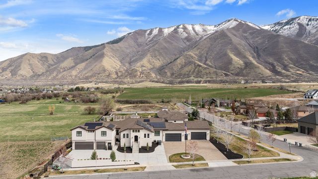 684 LOOKOUT POINT DR, Mapleton, UT 84664