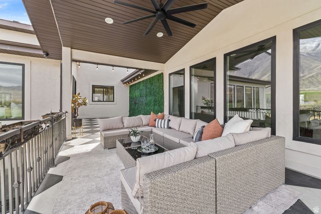 684 LOOKOUT POINT DR, Mapleton, UT 84664