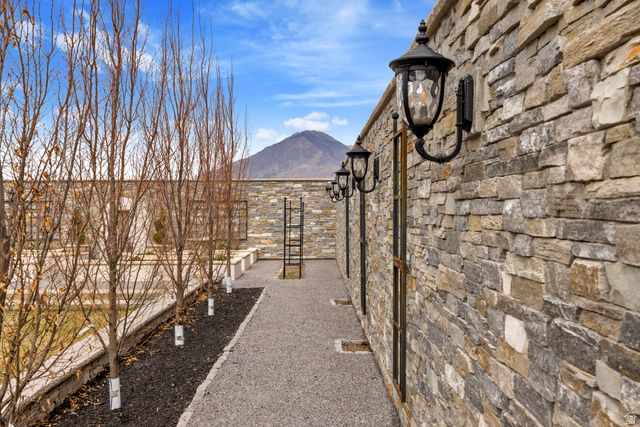 684 LOOKOUT POINT DR, Mapleton, UT 84664