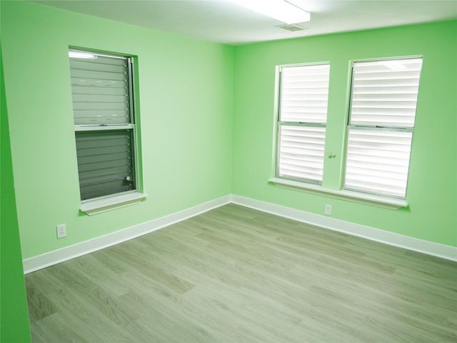 312 W Jefferson Avenue, Port O Connor, TX 77982