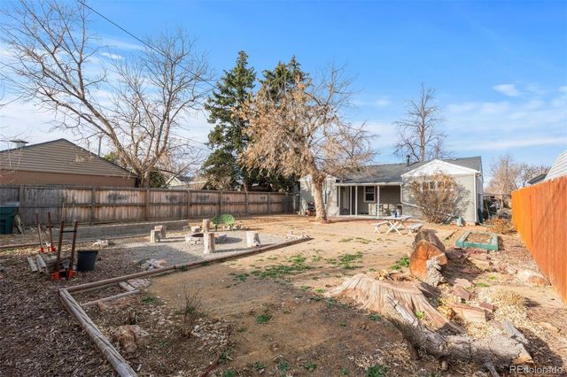 1920 Elmira Street, Aurora, CO 80010