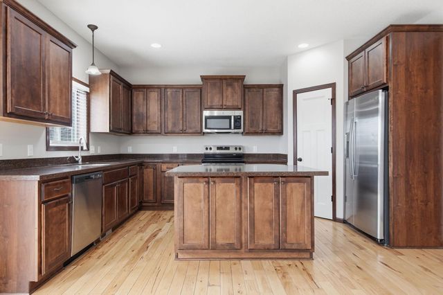 19954 Dover Court, Farmington, MN 55024