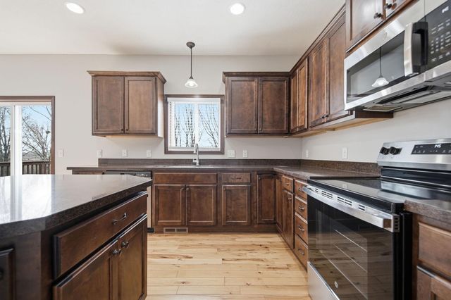 19954 Dover Court, Farmington, MN 55024