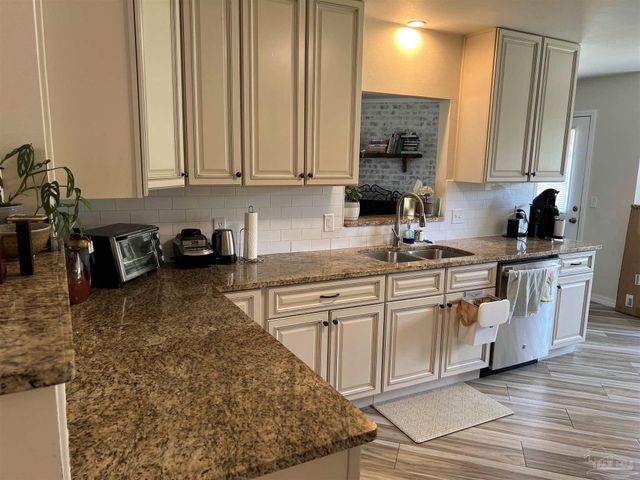 4207 Cherry Laurel Dr, Pensacola, FL 32504