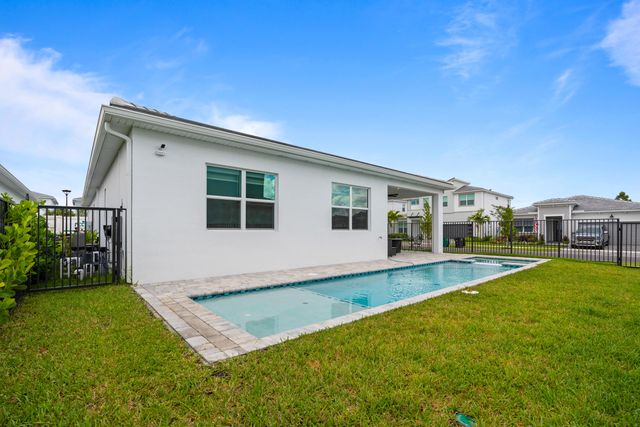 10428 SW Jadewood Court, Port St. Lucie, Port St Lucie, FL 34987