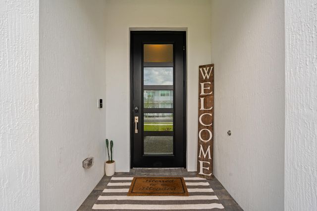 10428 SW Jadewood Court, Port St. Lucie, Port St Lucie, FL 34987