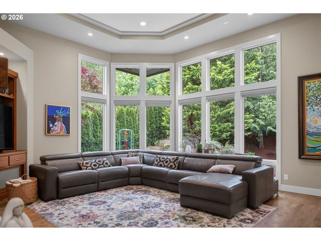 721 Sw 68TH Ter, Portland, OR 97225