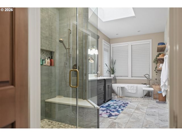 721 Sw 68TH Ter, Portland, OR 97225