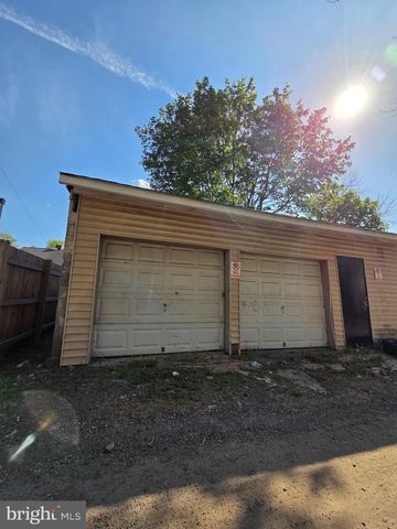 427 WALNUT ST, Pottstown, PA 19464