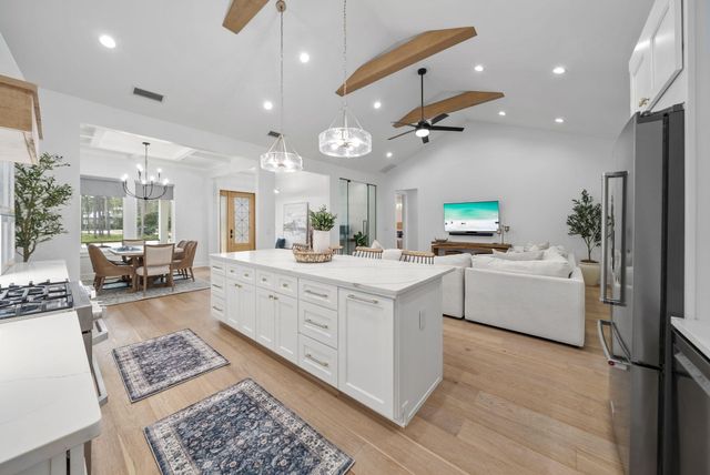 6331 Turkey Cove Lane, Panama City Beach, FL 32413