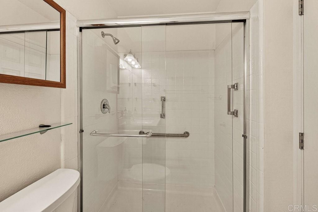 Image 17 of property listing at 10943 Martinique Way, San Diego, CA 92126