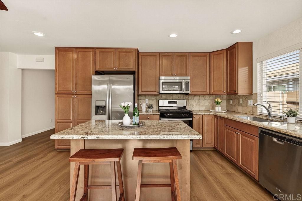 Image 30 of property listing at 10943 Martinique Way, San Diego, CA 92126