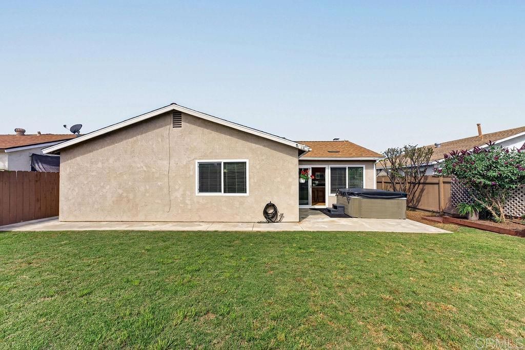 Image 40 of property listing at 10943 Martinique Way, San Diego, CA 92126