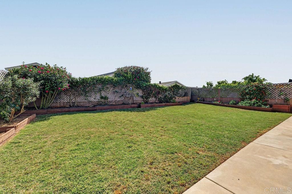 Image 45 of property listing at 10943 Martinique Way, San Diego, CA 92126