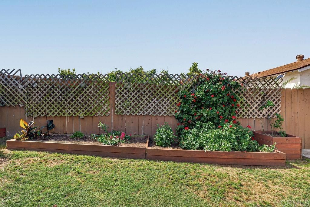 Image 48 of property listing at 10943 Martinique Way, San Diego, CA 92126