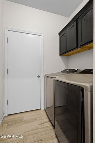 325 SAMUEL VISTA Street, Horizon City, TX 79928