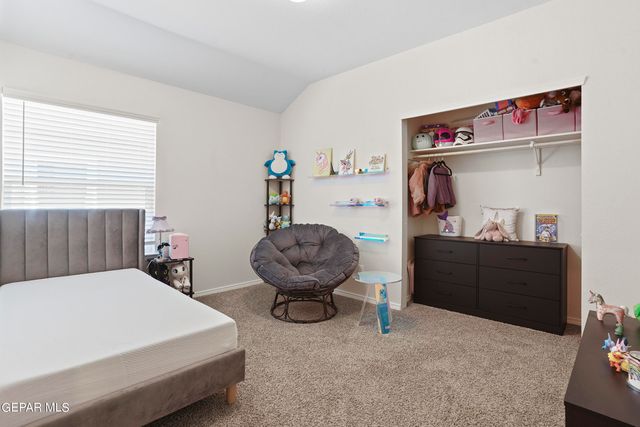 325 SAMUEL VISTA Street, Horizon City, TX 79928